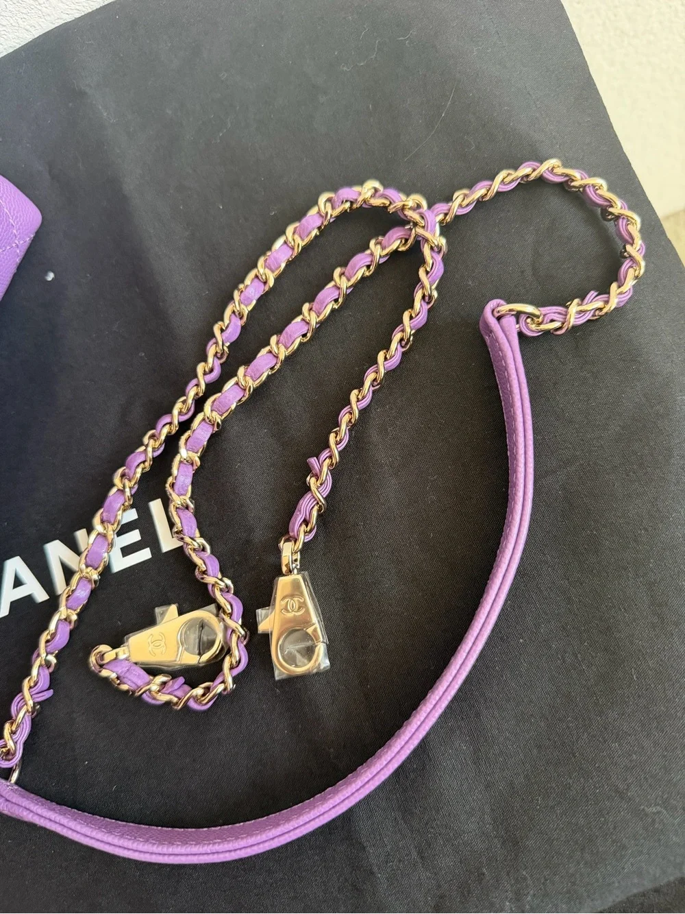 NEW w/ Receipt CHANEL 22P Purple Violet Caviar Light GHW Small Coco Handle Flap